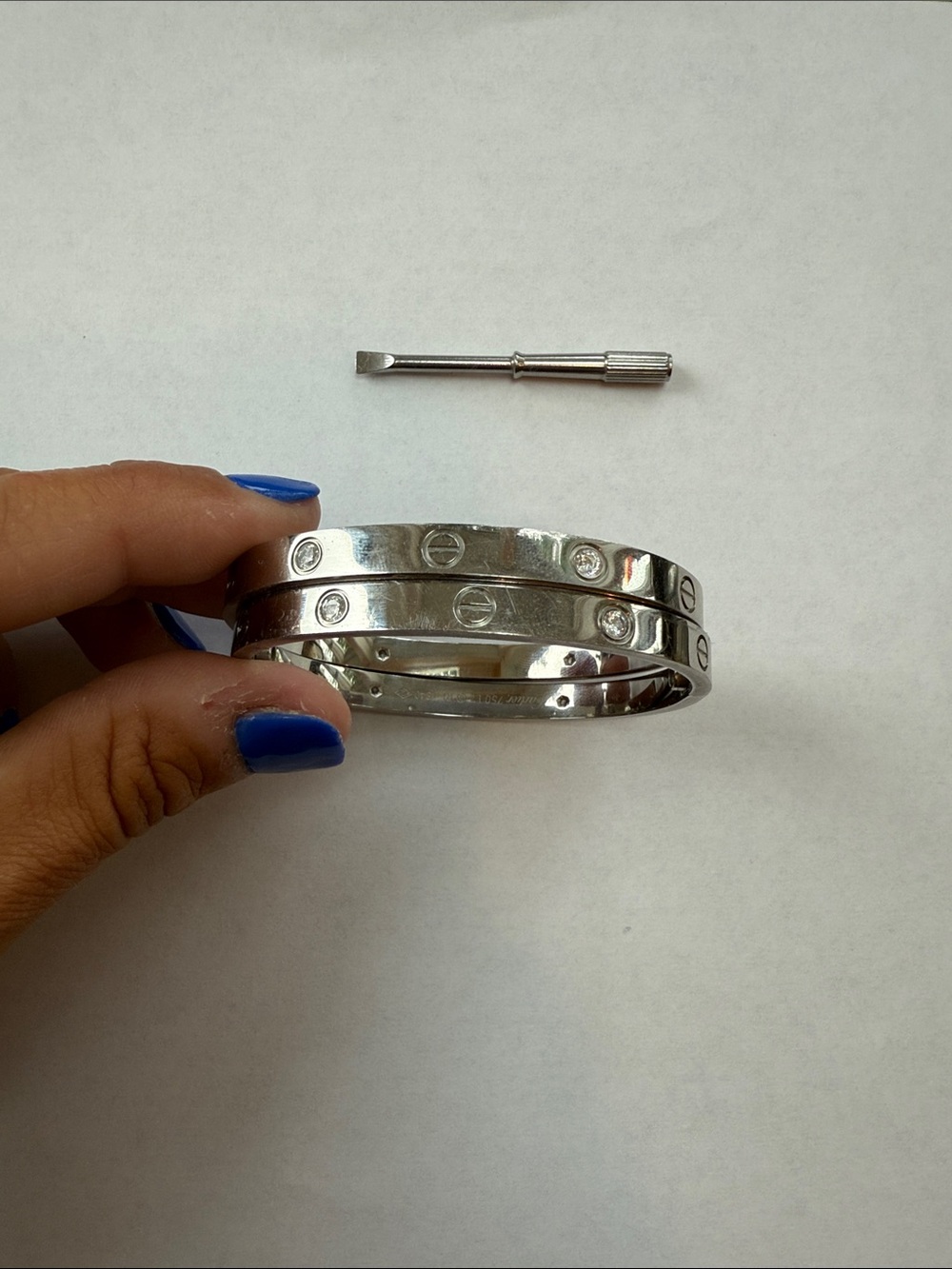 Silver Screw Motif Bangle Bracelet